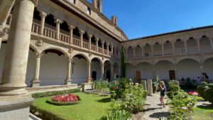 A-Day-at-Convento-Las-Dueñas-on-Salamanca-Photo-5
